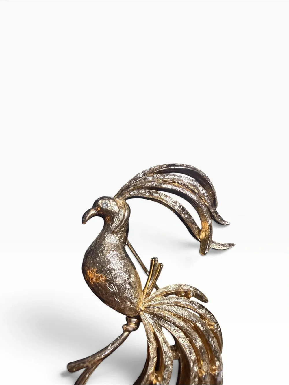Vintage Avon 1969 Bird of Paradise Peacock Gold Tone Brooch Pin